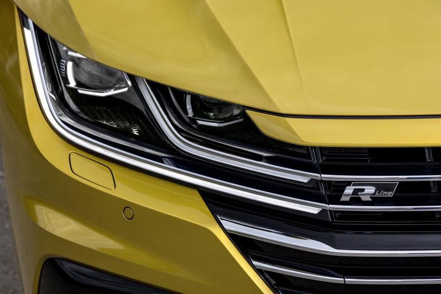 Детали экстерьера Volkswagen Arteon R-Line 2017 года  (WW) (фото 23 из 70)